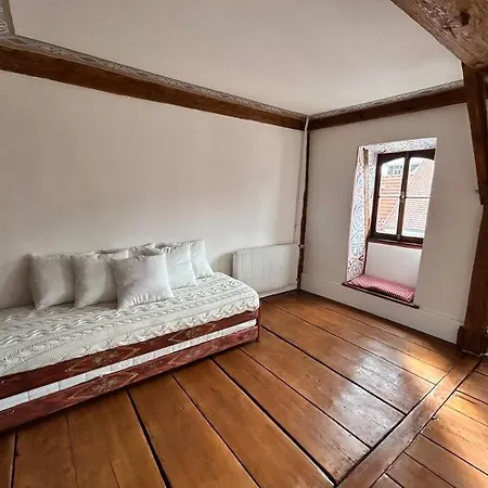 Cosy Old Town Penthouse!