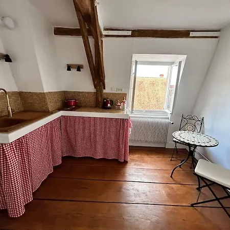 Cosy Old Town Penthouse! 公寓